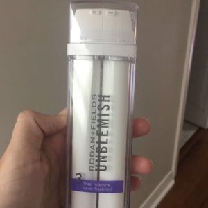 NEW Rodan and Fields Unblemish dual intensive ACNE